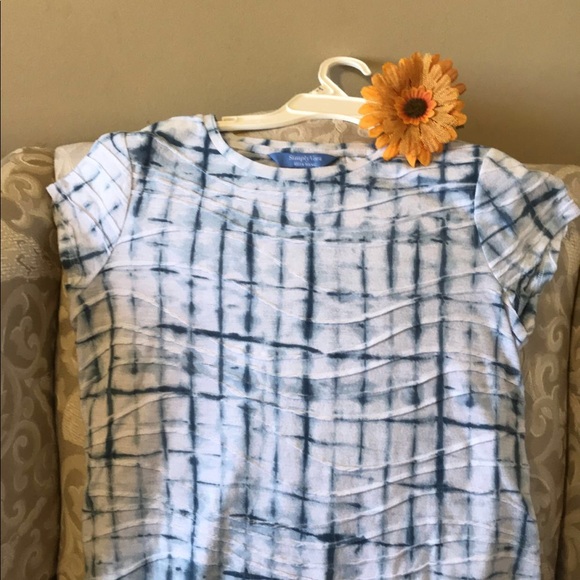 VERA WANG BLOUSE “8 “ combination of colors🔥 - Picture 2 of 5